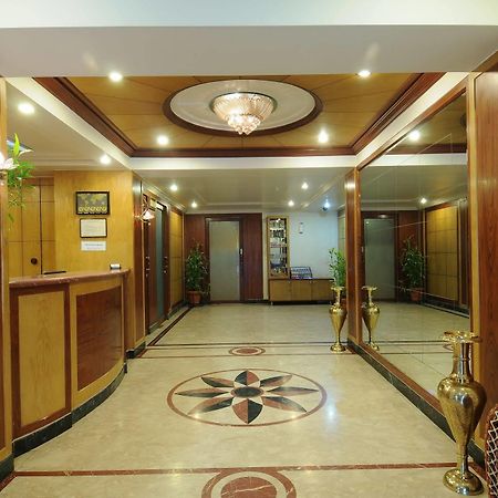 Hotel Crystal Bombay Exterior foto